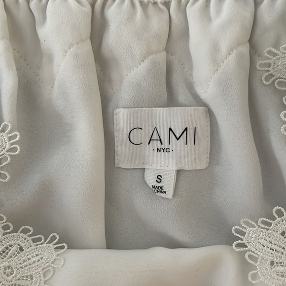 Cami NYC off shoulder blouse - Picture 4 of 4